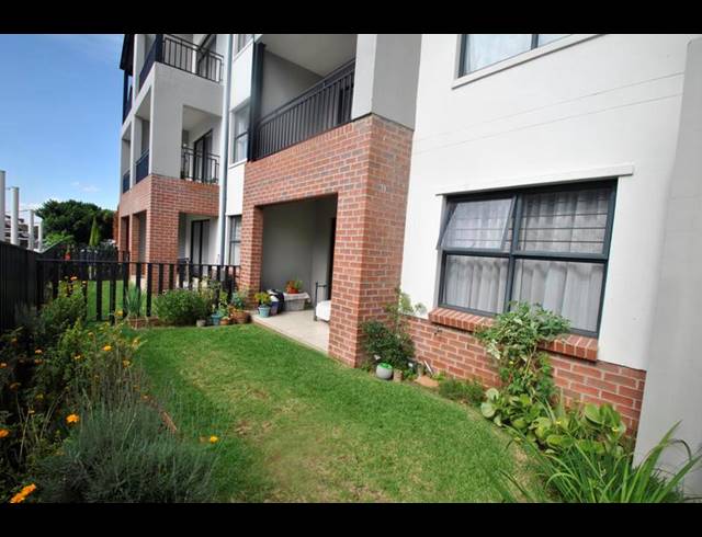 2 BEDROOM APARTMENT FOR SALE IN RANDPARK RIDGE